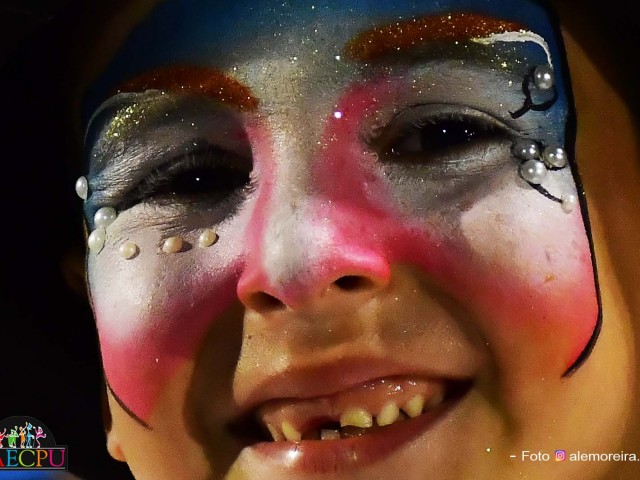 desfile 128